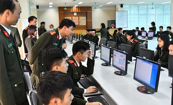 dai hoc ky thuat hau can cand