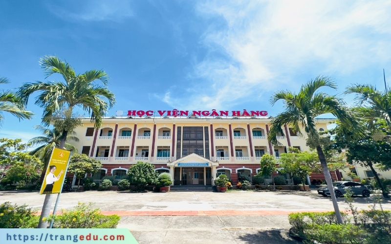 hoc vien ngan hang phu yen tuyen sinh