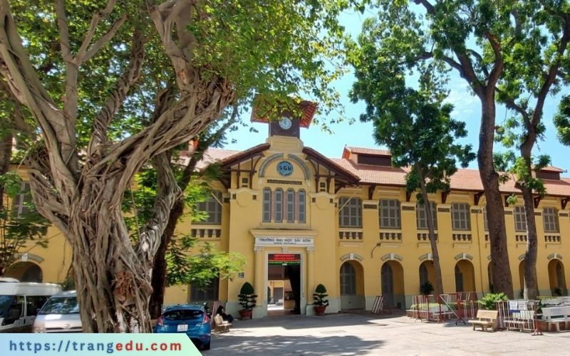 dai hoc sai gon tuyen sinh