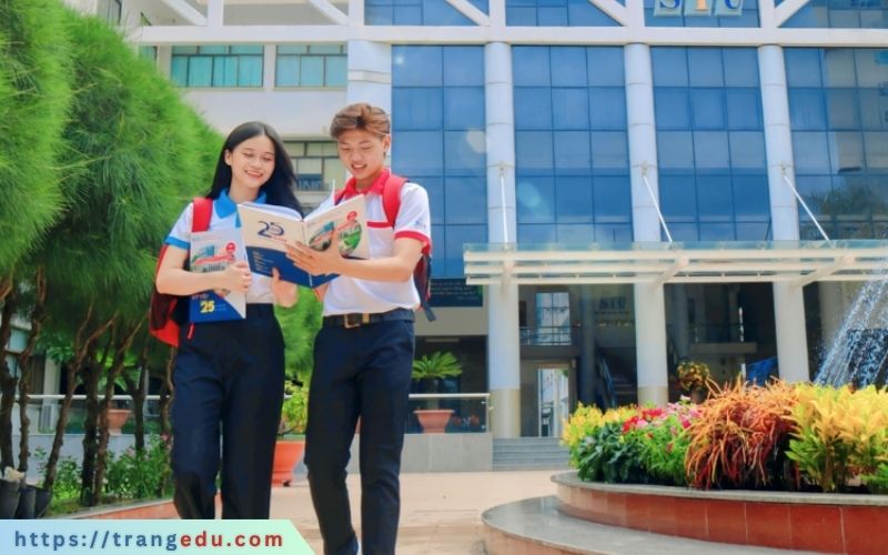 truong dai hoc cong nghe sai gon tuyen sinh
