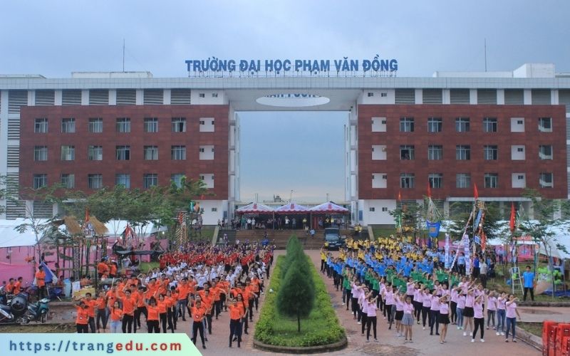 dai hoc pham van dong tuyen sinh
