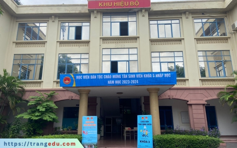 hoc vien dan toc tuyen sinh