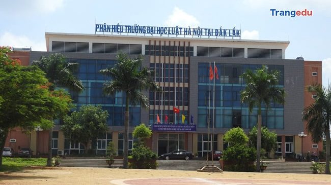 truong dai hoc luat ha noi phan hieu daklak