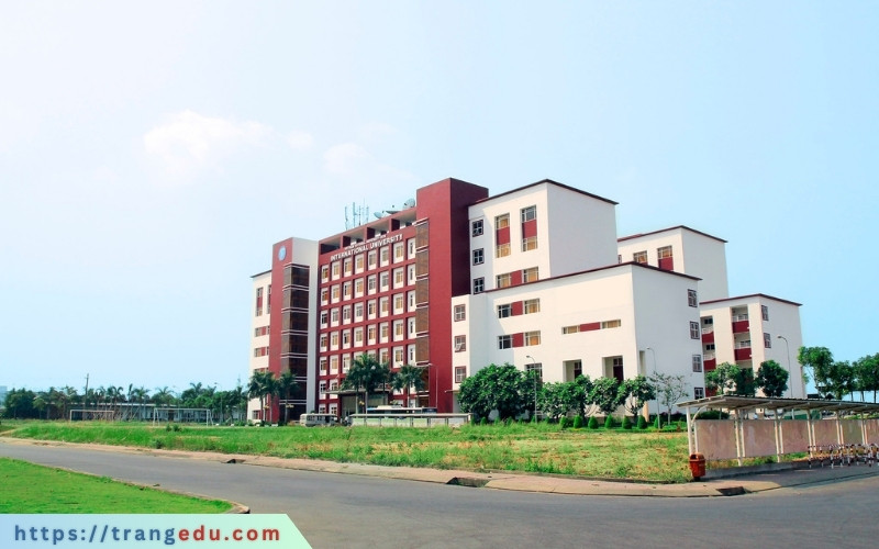 truong dai hoc quoc te dhqg tphcm tuyen sinh