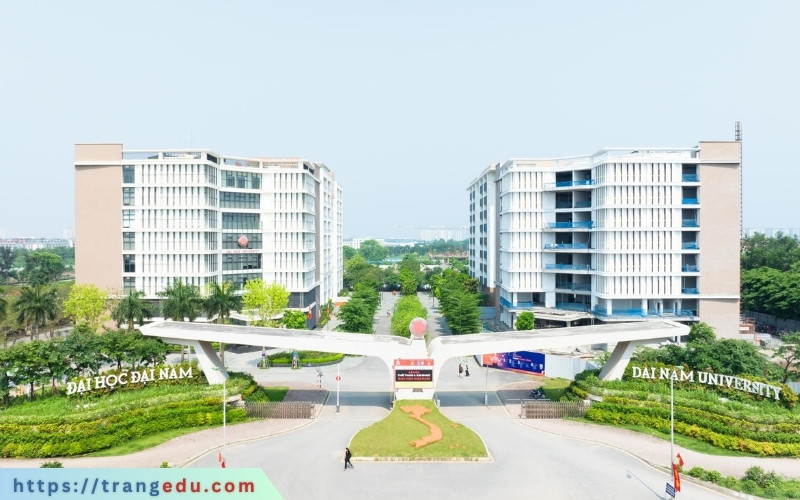 dai hoc dai nam tuyen sinh