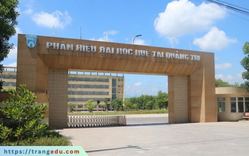 dai hoc hue phan hieu quang tri tuyen sinh