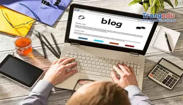 blogger la gi